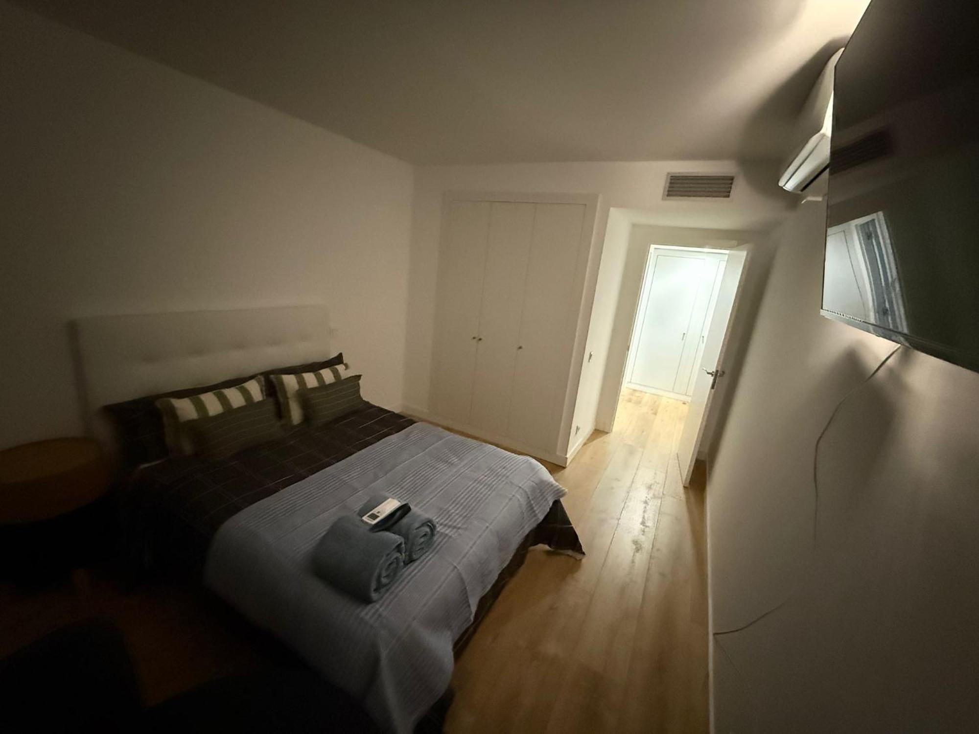 To Room Madrid Castellana Bagian luar foto