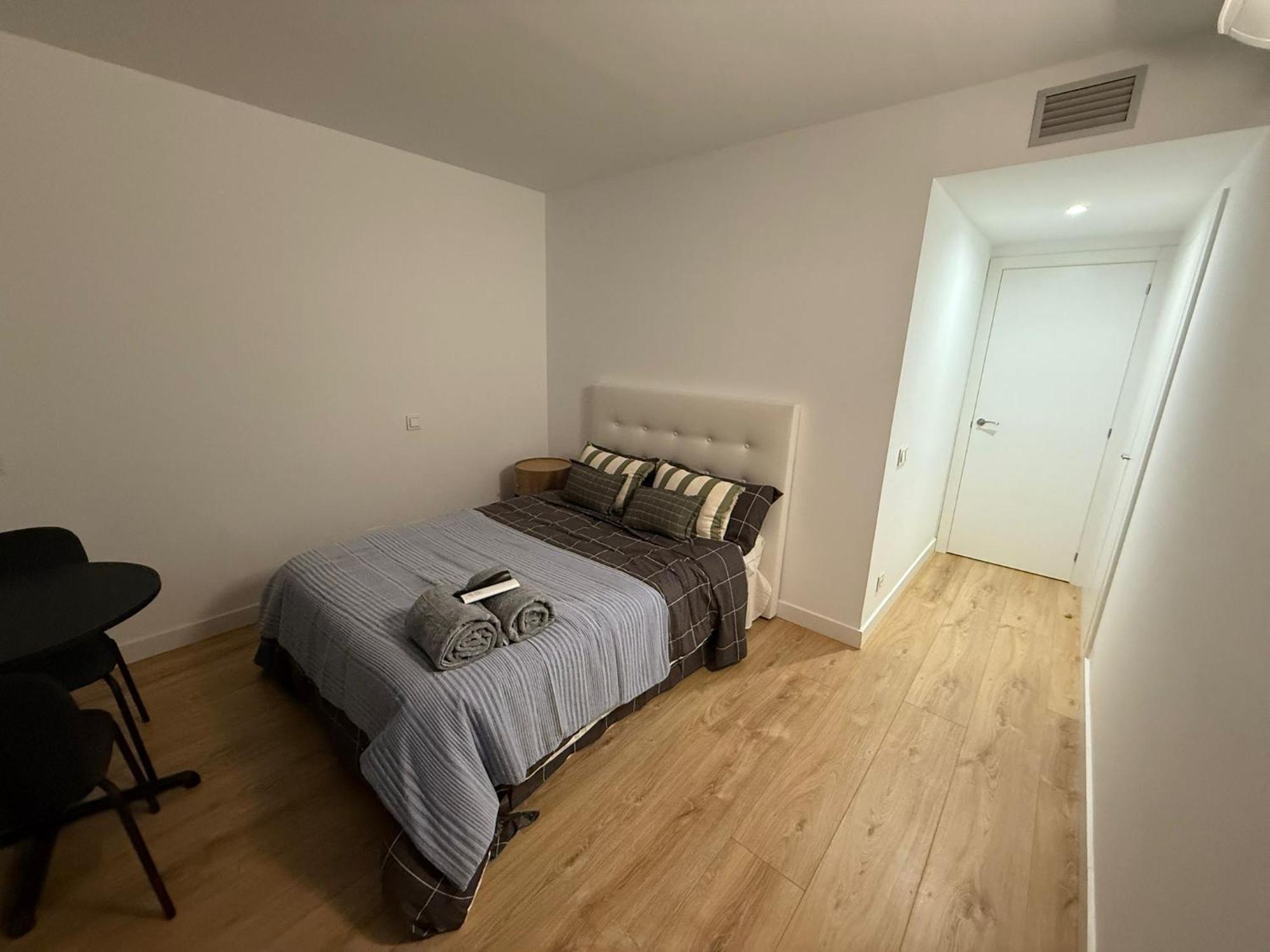 To Room Madrid Castellana Bagian luar foto